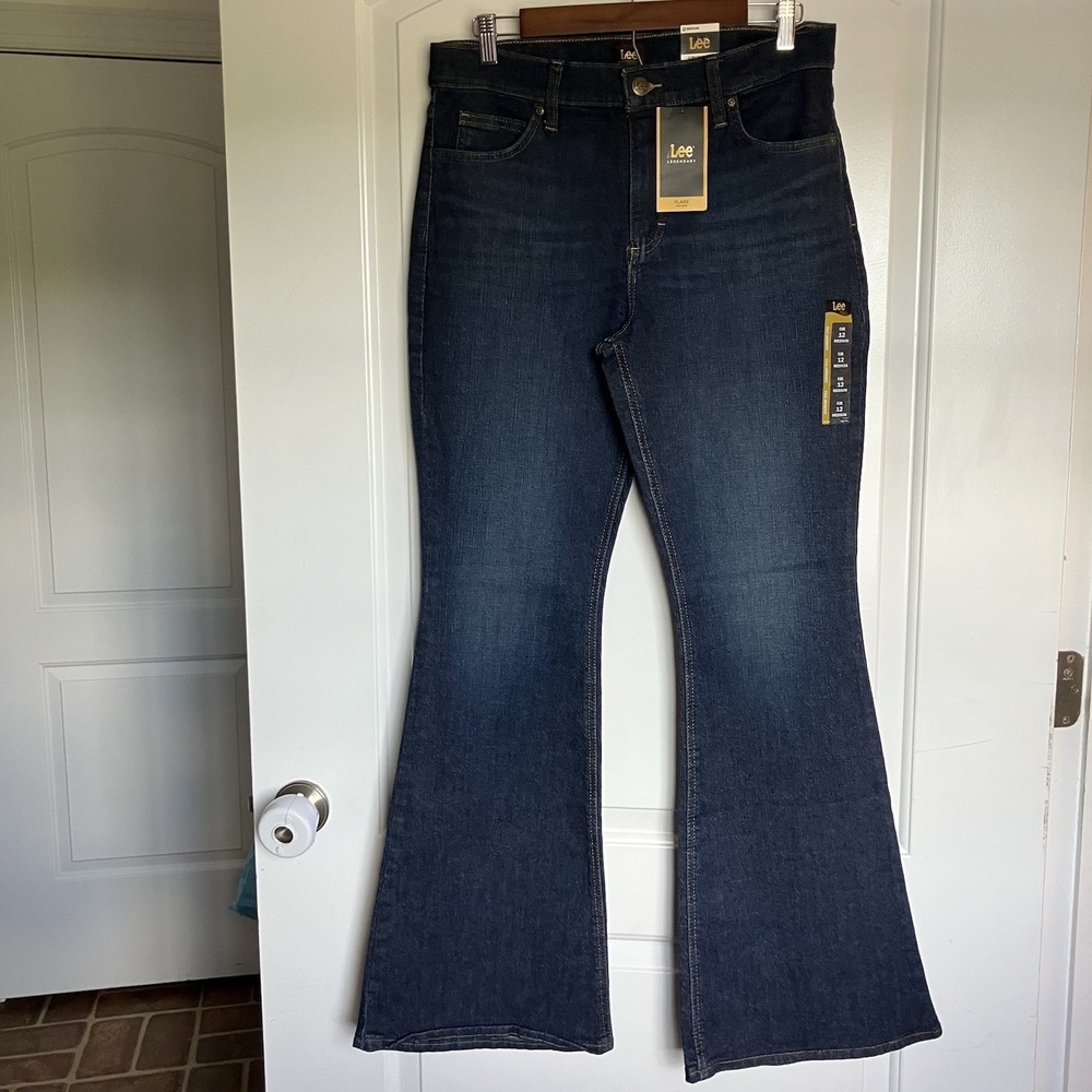 Lee Legendary Mid Rise Flare Jeans Denim Bottoms Medium 12